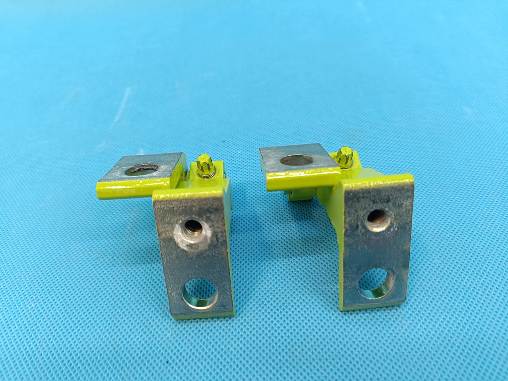 SKODA OCTAVIA IV VRS 2026 R DOOR HINGES RIGHT REAR 8X4833408A 8X0831404E