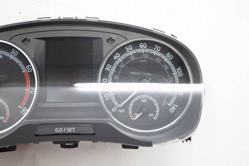 SKODA RAPID LIFT 17R 1.0 TSI COUNTER CLOCKS ANGLIK 5JA920943B