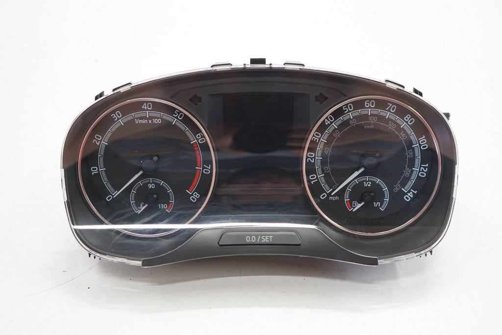 SKODA RAPID LIFT 17R 1.0 TSI COUNTER CLOCKS ANGLIK 5JA920943B