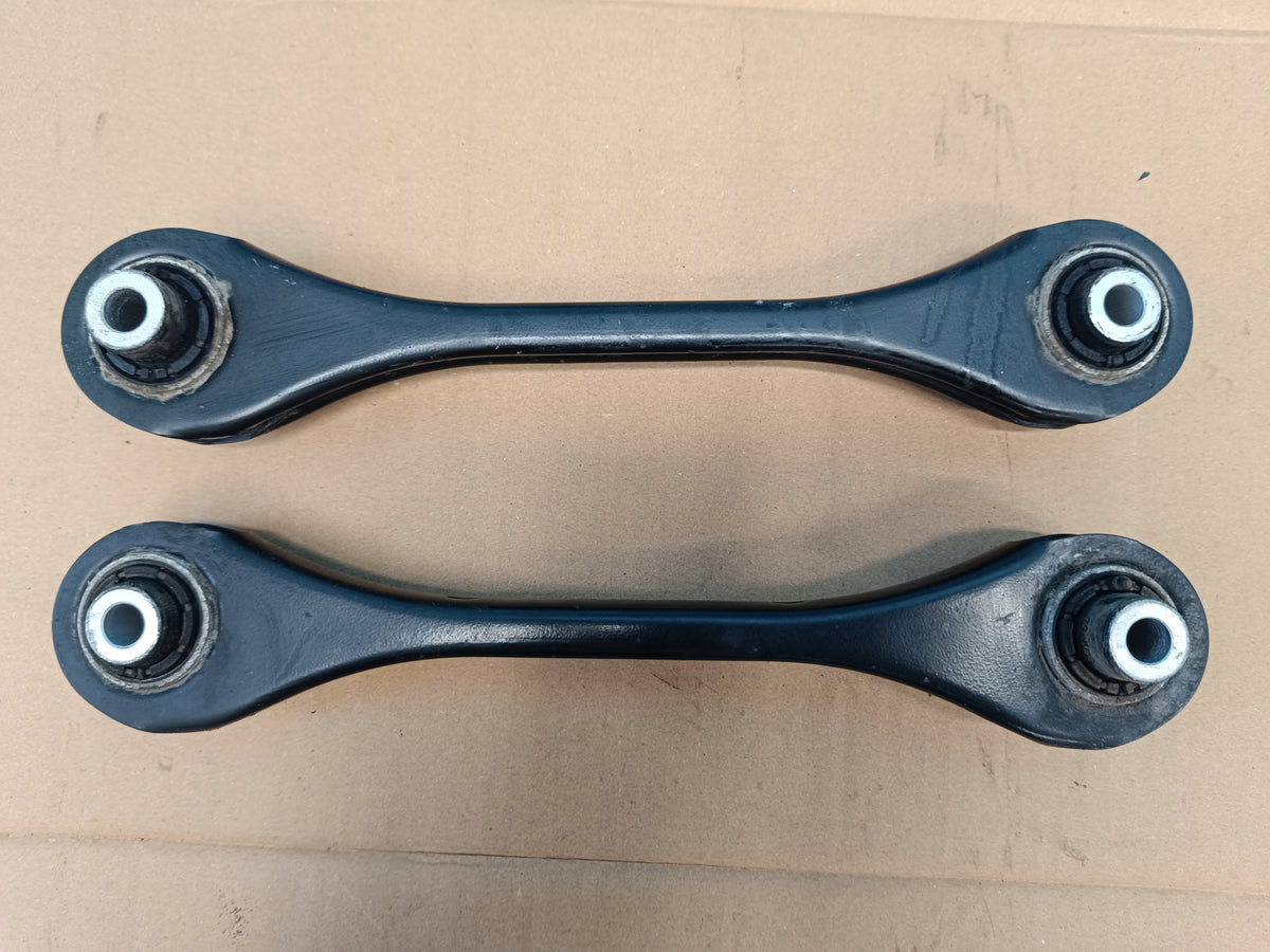 SKODA SUPERB 3 COMBI 2.0TFSI 206KW 4X4 18R CONTROL ARM LEFT RIGHT REAR 5Q0501529F