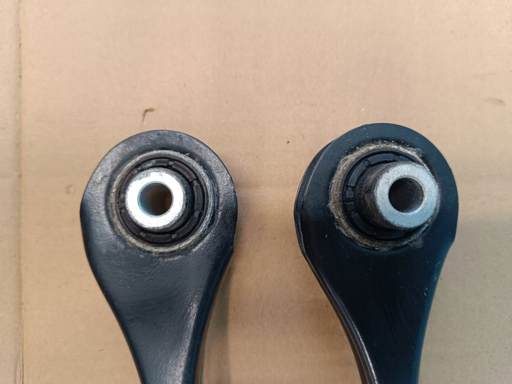 SKODA SUPERB 3 COMBI 2.0TFSI 206KW 4X4 18R CONTROL ARM LEFT RIGHT REAR 5Q0501529F
