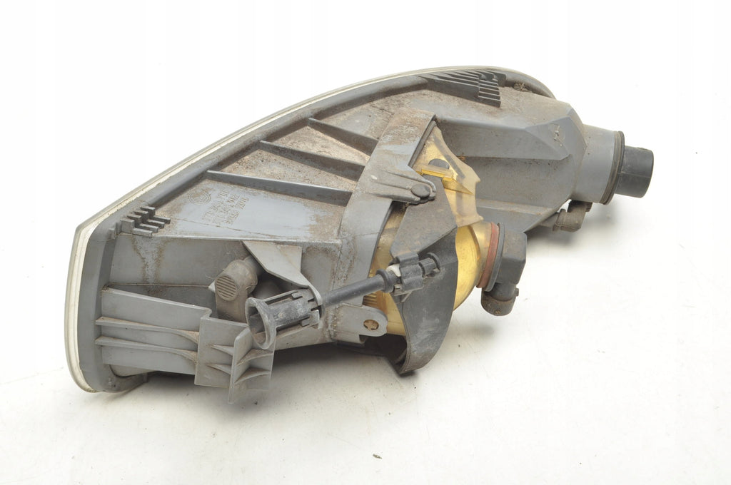 SKODA SUPERB II HALOGEN RIGHT 3T0941700A