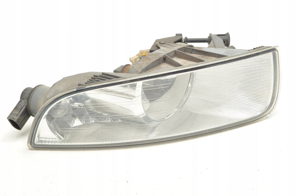 SKODA SUPERB II HALOGEN RIGHT 3T0941700A