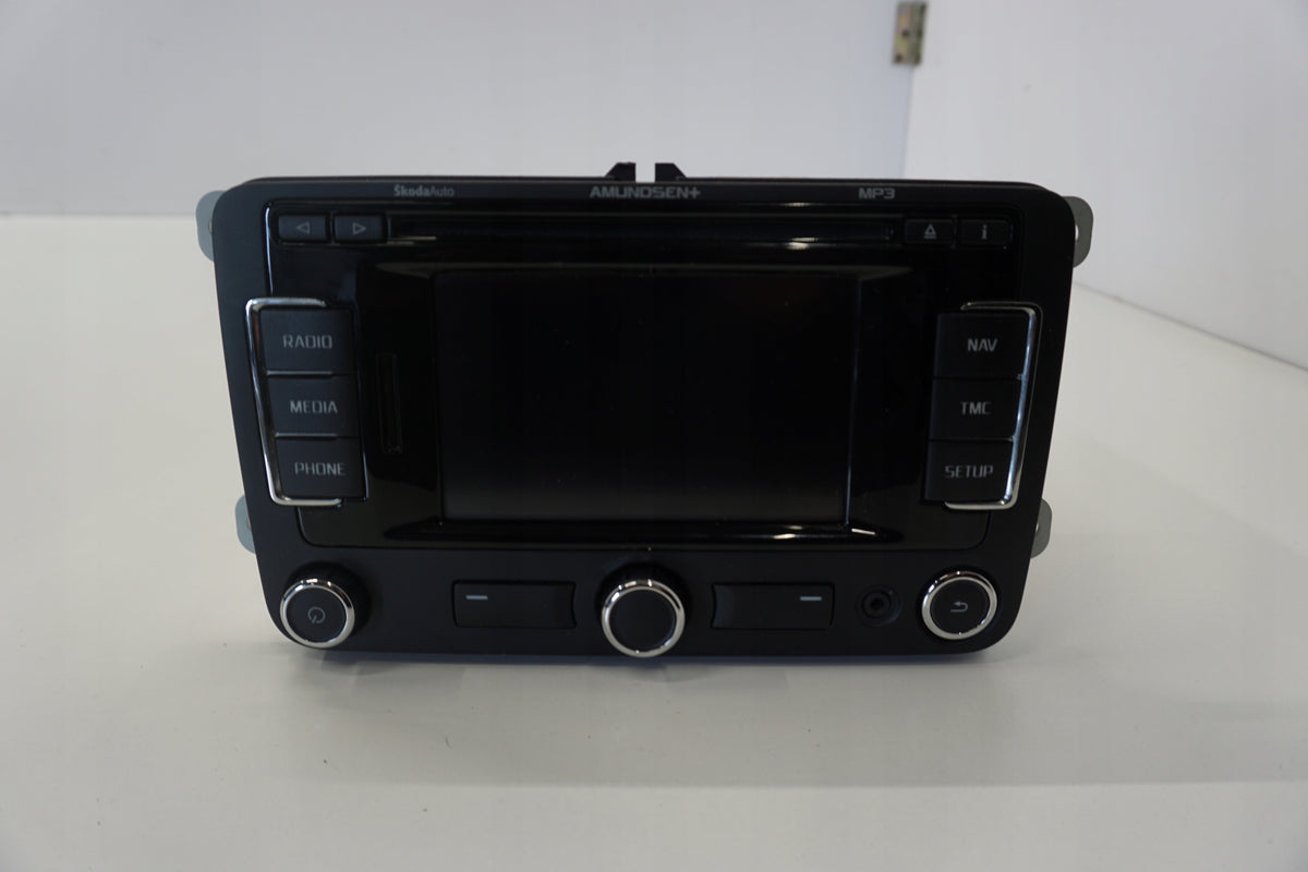 SKODA SUPERB II RADIO GPS NAVIGATION 3T0035192F