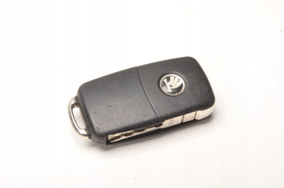 SKODA SUPERB II RAPID IGNITION KEY LIFT 1K0905851 3T0837202L
