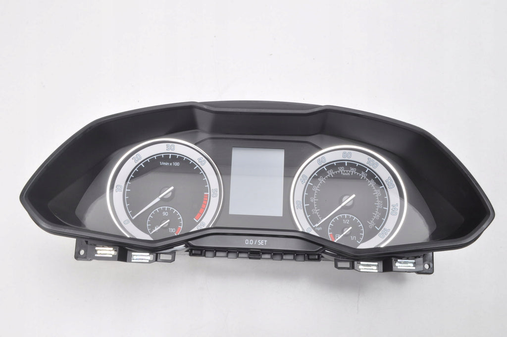 SKODA SUPERB III 2.0 TDI COUNTER CLOCKS 3V0920911 UK