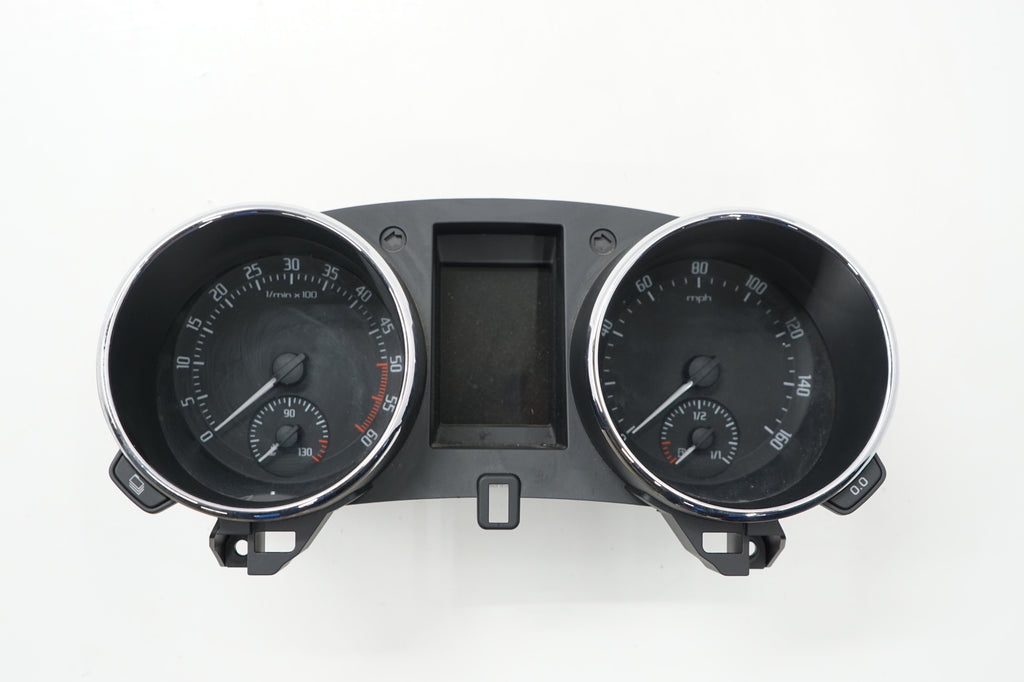 SKODA YETI LIFT 16R COUNTER CLOCK 2.0TDI 5L0920940T ANGLIK UK