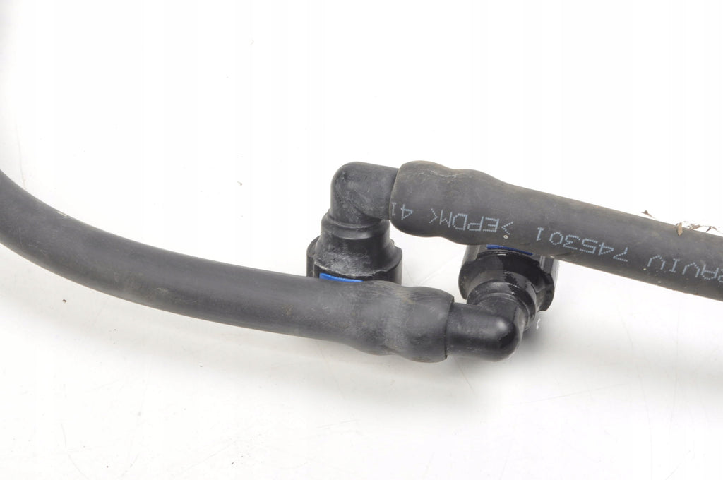 SKODA YETI LIFT HOSE HEADLIGHT WASHER HOSES