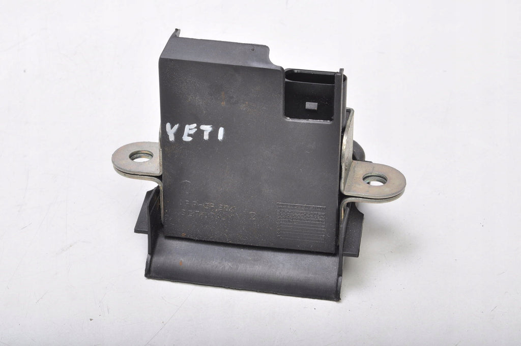 SKODA YETI TAILGATE LOCK 5L6827505C