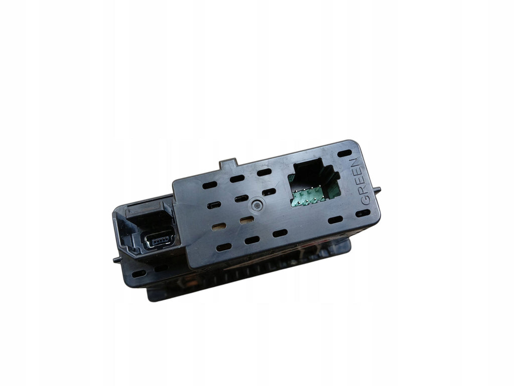 SOCKET PORT USB CONNECTOR NISSAN QASHQAI J12 III 284H36RA2A