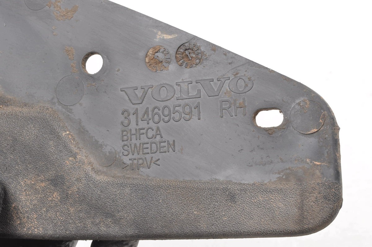 SPLASHER RIGHT REAR VOLVO XC40 II 31469591