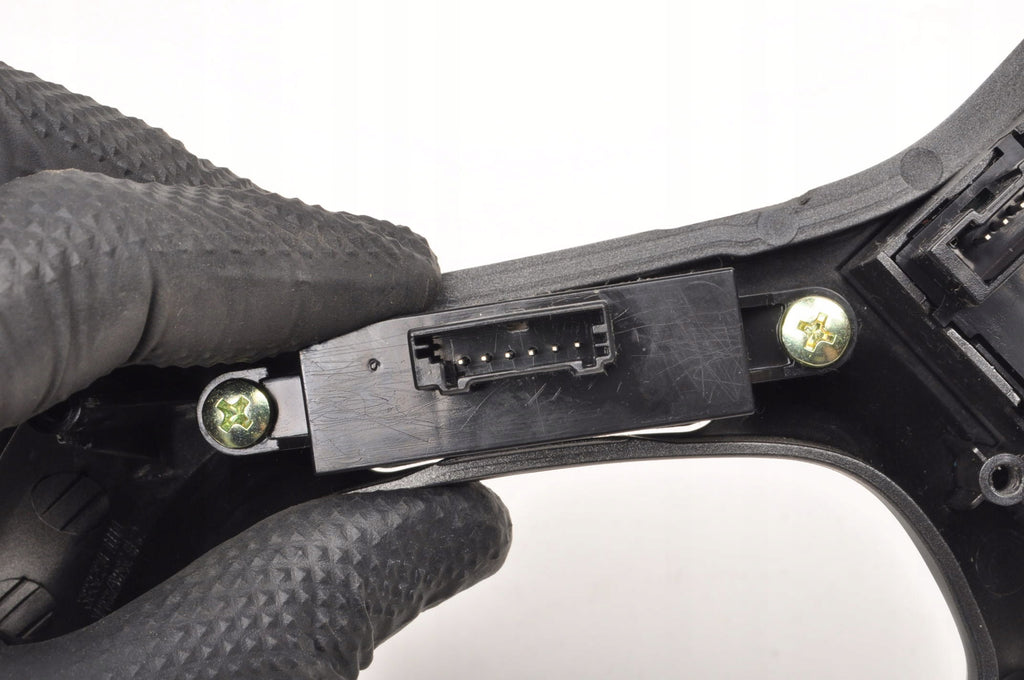STEERING WHEEL BUTTONS HYUNDAI IX35 96700-2S305RJ5