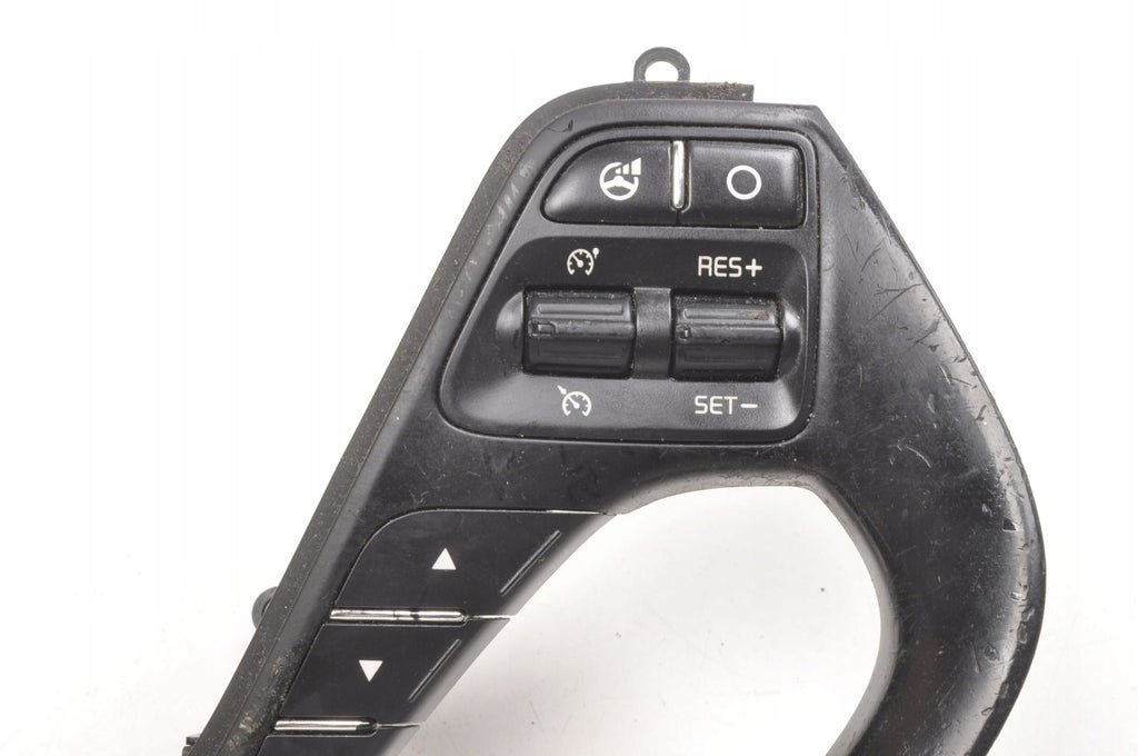 STEERING WHEEL BUTTONS KIA CEED II 96710-A2000WK