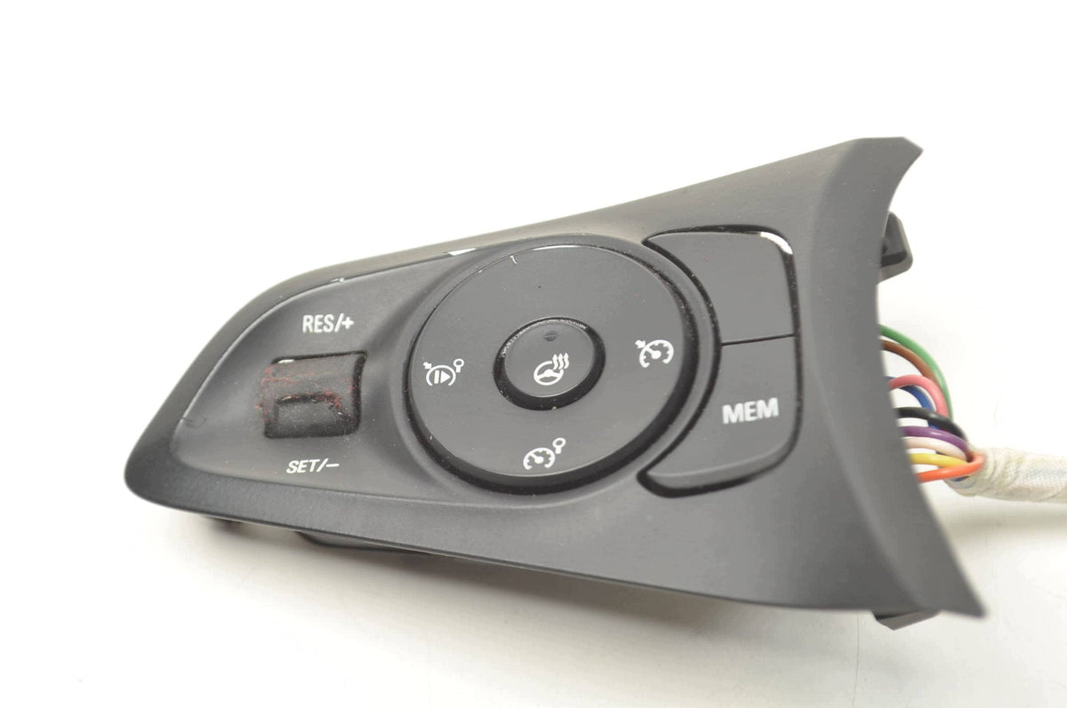 STEERING WHEEL BUTTONS SET OPEL CORSA F 39172789 39203689