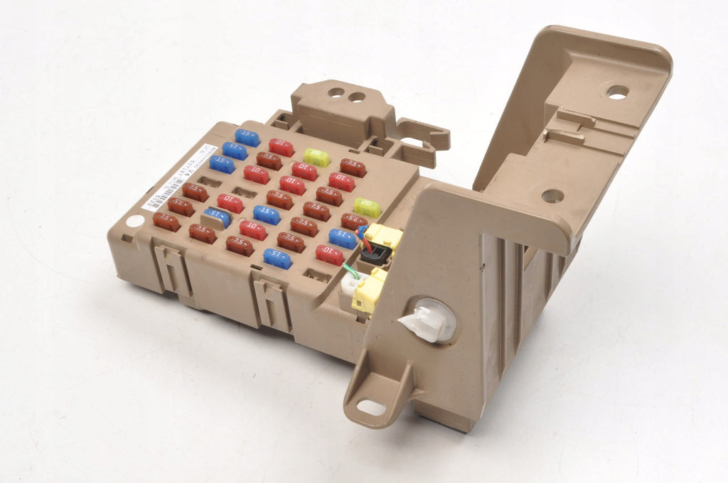 SUBARU LEVORG 1.6 FUSE BOX 82201VA030