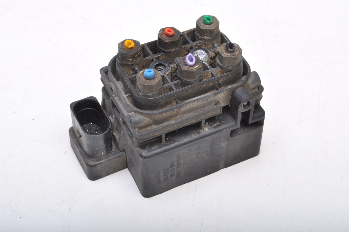 SUSPENSION DISTRIBUTOR AUDI Q7 AND 15-1524-00082