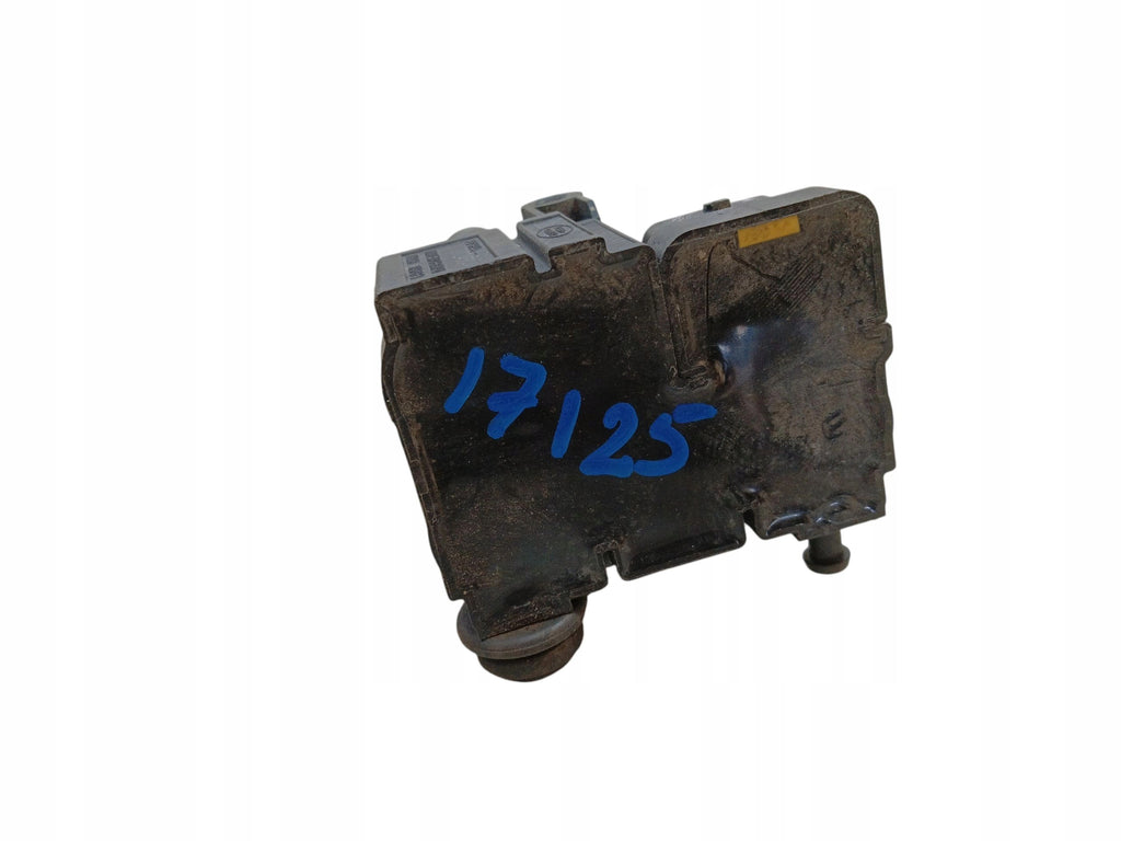 SUSPENSION DISTRIBUTOR PNEUMATICS REAR LAND ROVER DEFENDER II L663