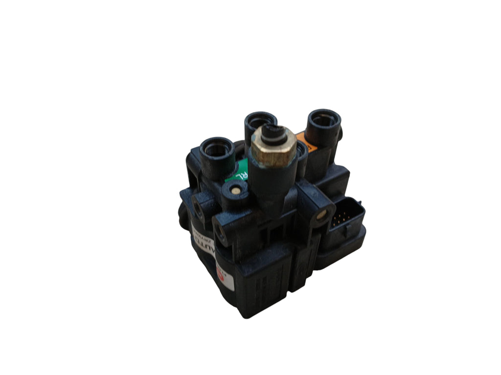 SUSPENSION DISTRIBUTOR PNEUMATICS REAR LAND ROVER DEFENDER II L663