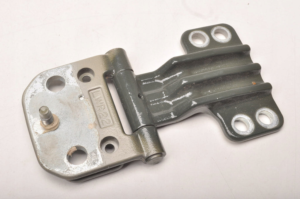 SUZUKI JIMNY IV TAILGATE HINGE 24R