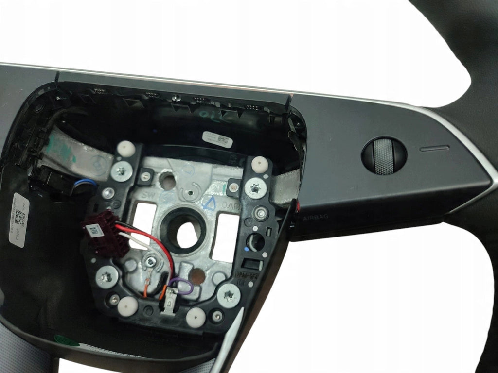 TESLA STEERING WHEEL MODEL 3 LIFT (2023-) 1735339-CN-E