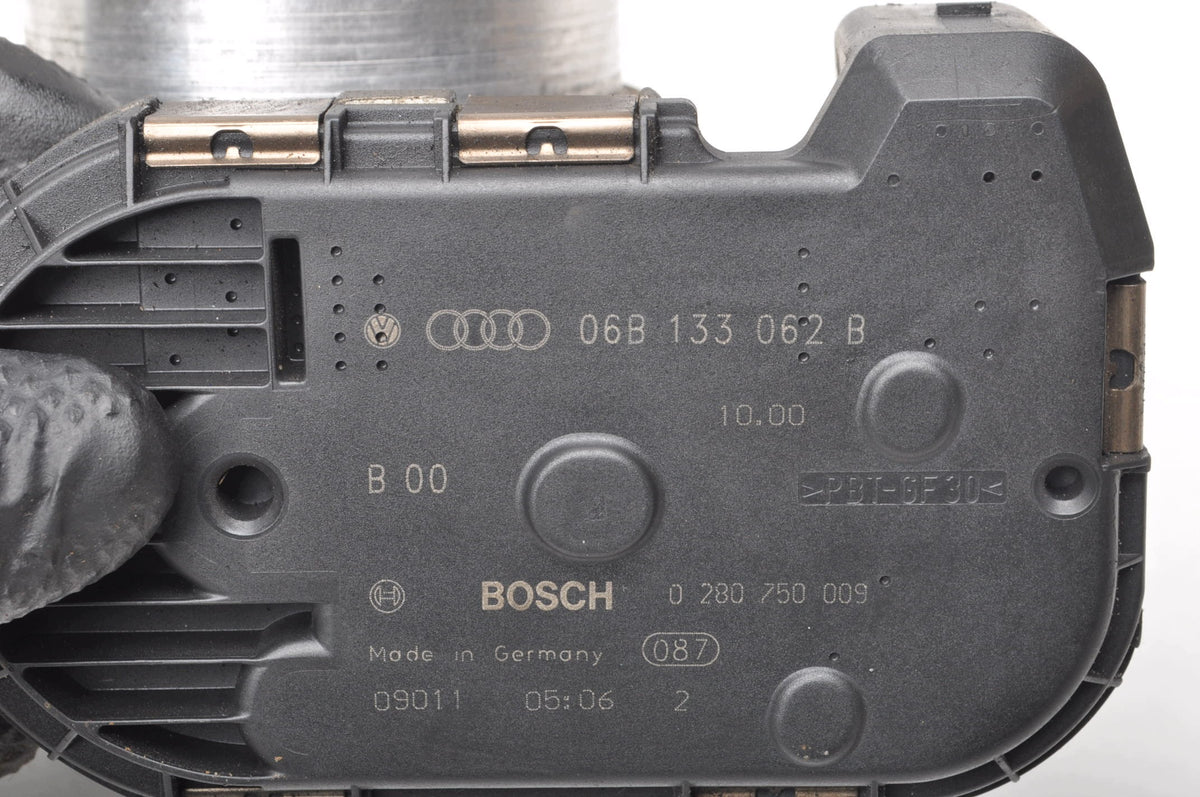 THROTTLE AUDI A4 A6 C5 VOLKSWAGEN PASSAT B5 1.8 T 20V 150KM 06B133062B