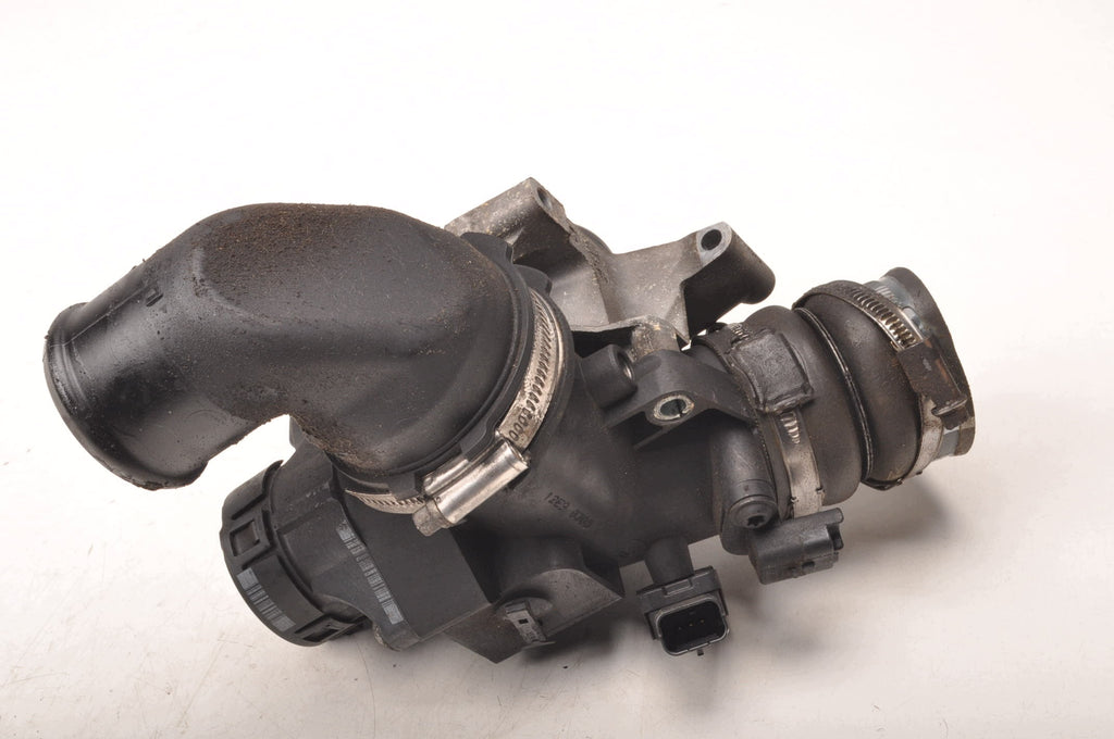 THROTTLE VOLVO C30 S40 II V50 C70 1.6 D 109KM 9686487880 ELBOW