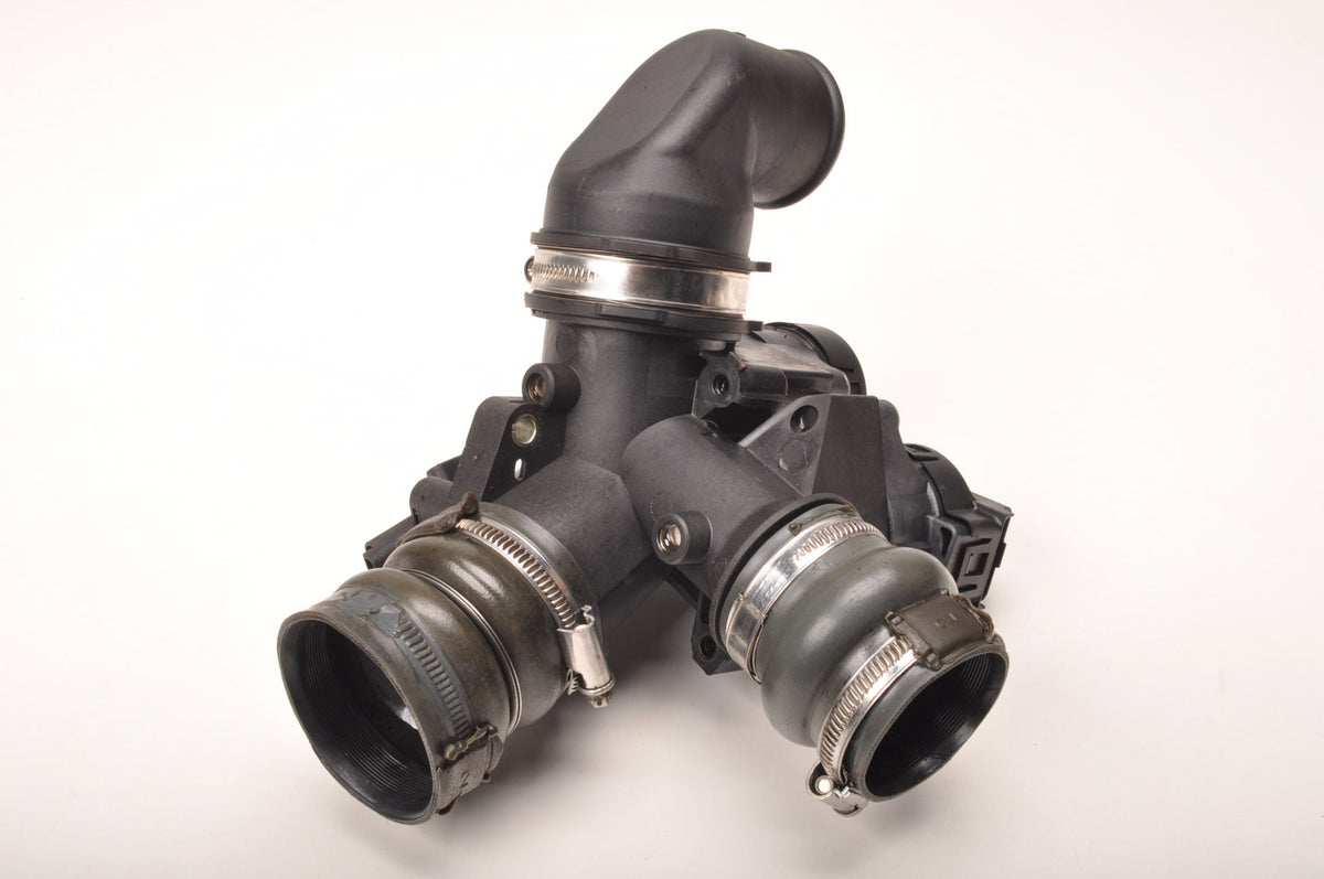 THROTTLE VOLVO C30 V50 C70 S40 II 1.6 D 110KM 9686487880