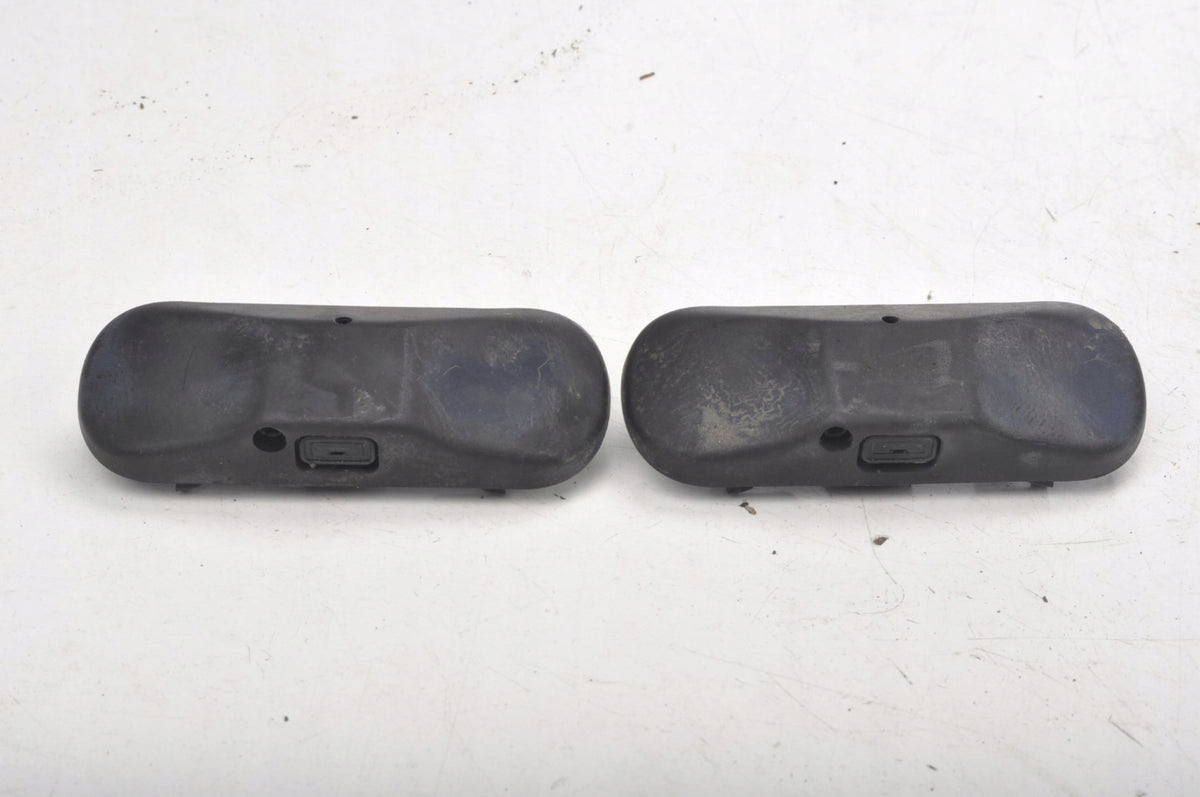 TOURAN AND LIFT NOZZLES WINDSCREEN WASHERS SET