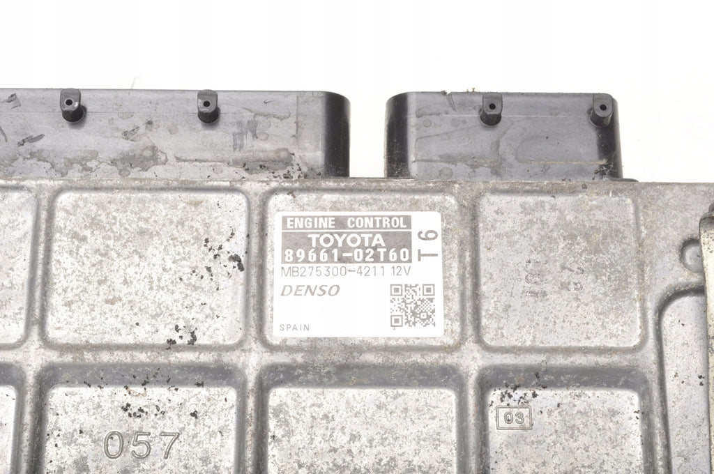 TOYOTA AURIS 1.6 ENGINE COMPUTER 89661-02T60