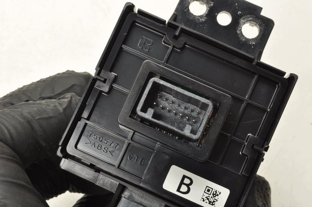 TOYOTA BZ4X SWITCH PANEL 578-2N36