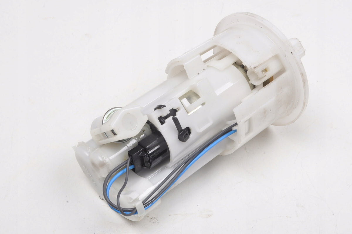 TRIUMPH TIGER 800 XRT FUEL PUMP P1 2400735