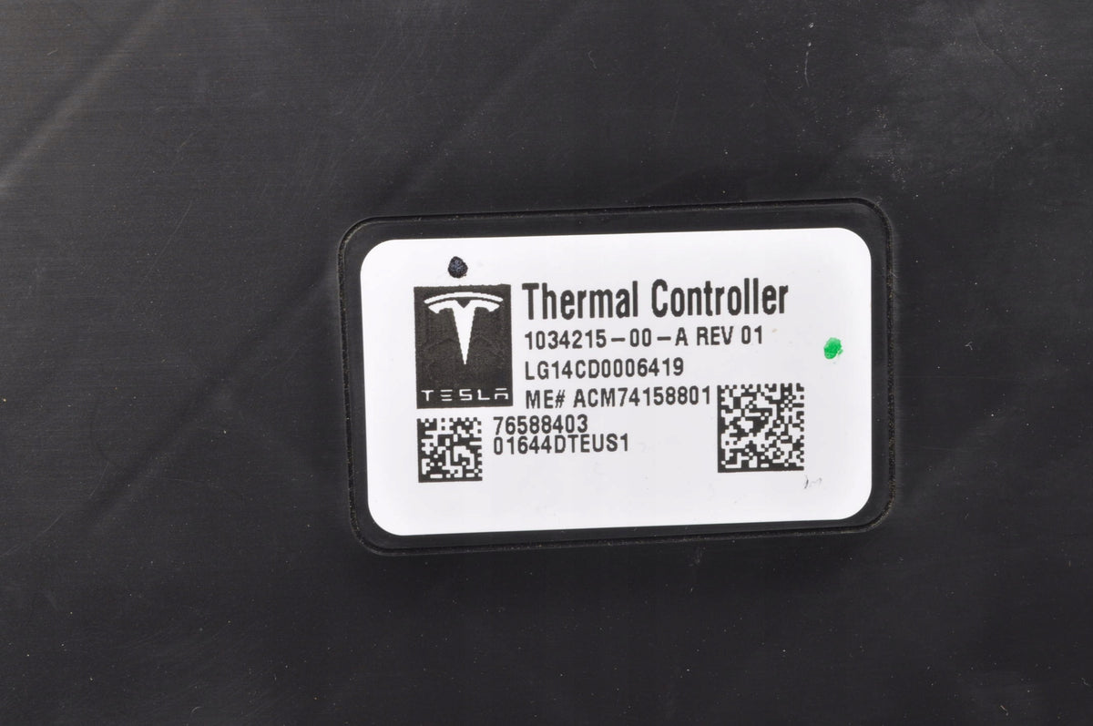 Tesla Model S MODULE RELAY 1034215-00-A