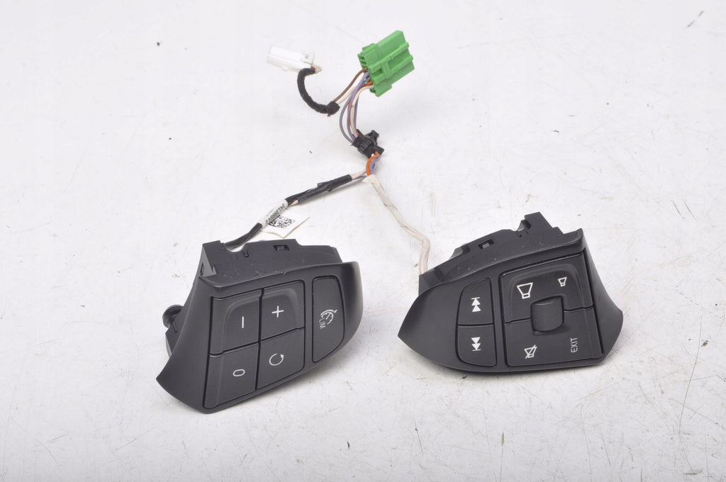 V40 II STEERING WHEEL BUTTONS 31334455 31334462