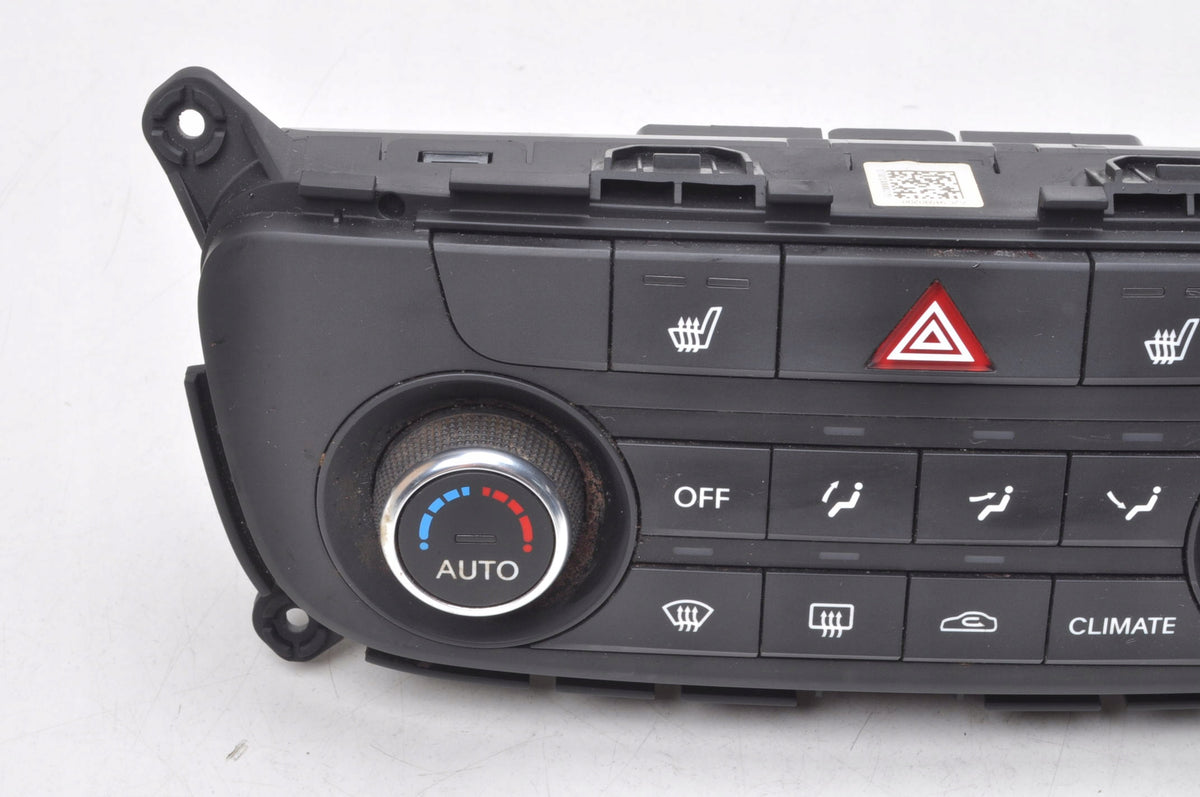 VENGA PANEL AIR CONDITIONING SWITCH MULLED SEATS 97250-1P620 93730-1P000
