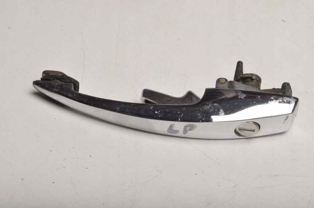 VOLKSWAGEN BEETLE 1300 DOOR HANDLE EXTERIOR LEFT FRONT