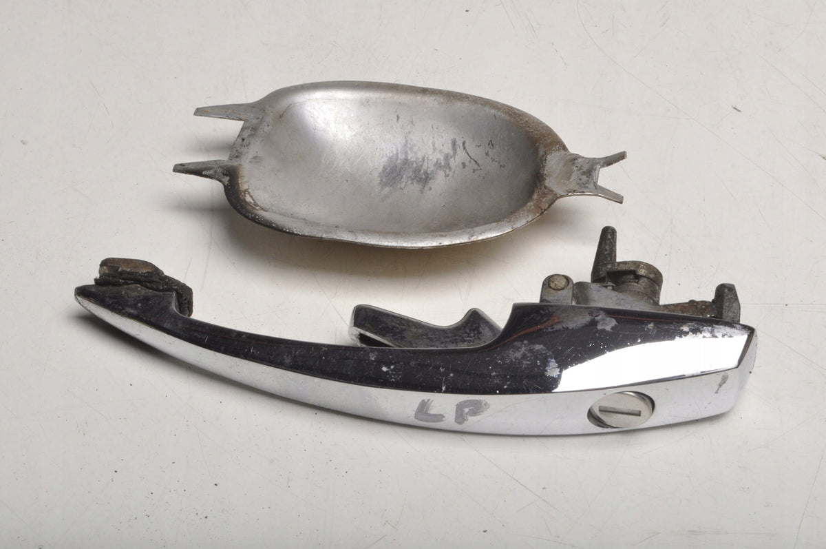 VOLKSWAGEN BEETLE 1300 DOOR HANDLE EXTERIOR LEFT FRONT