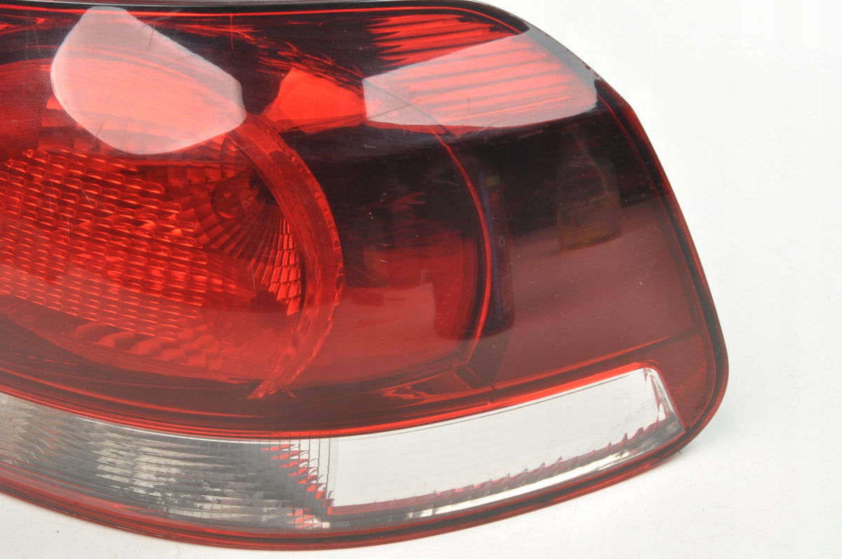 VOLKSWAGEN GOLF VI LAMP RIGHT REAR 5K0945258