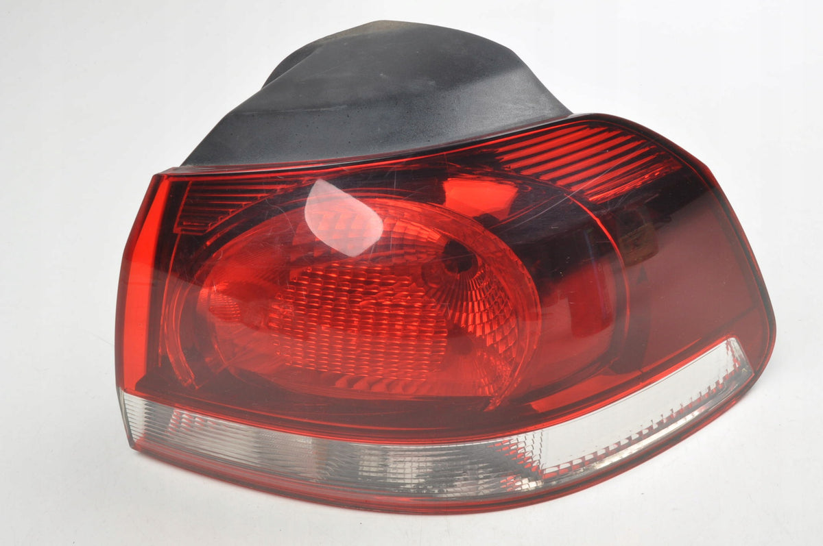 VOLKSWAGEN GOLF VI LAMP RIGHT REAR 5K0945258