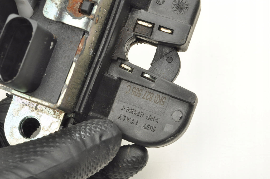 VOLKSWAGEN GOLF VI TAILGATE LOCK 5K0827505C
