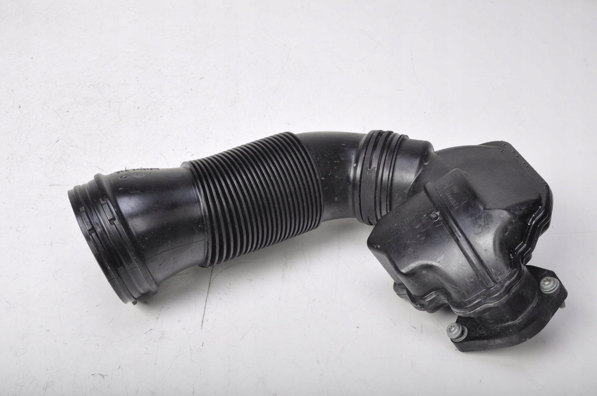 VOLKSWAGEN GOLF VII 1.5 TSI AIR RESONATOR 05E129656F