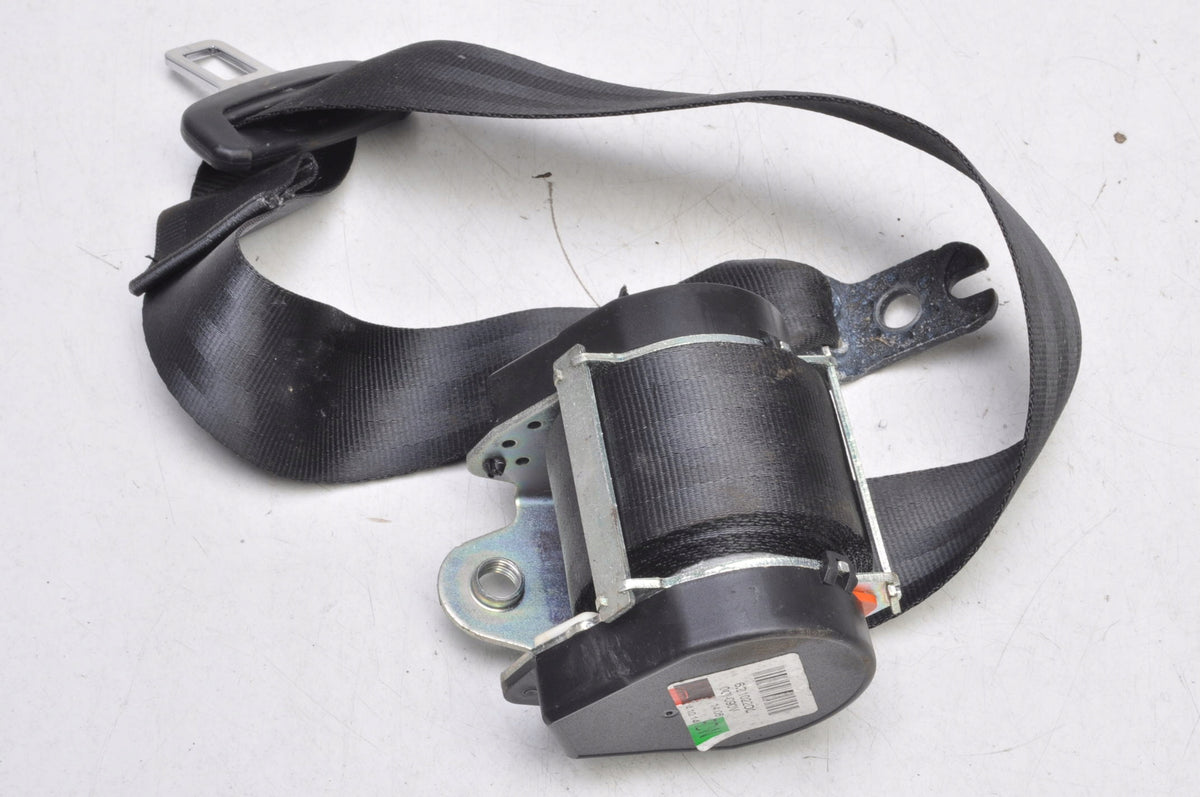 VOLKSWAGEN GOLF VII SEAT BELT LEFT REAR 2 ROW 5G0857805RAA
