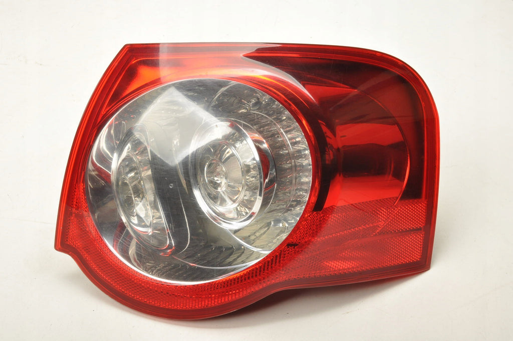VOLKSWAGEN PASSAT B6 STATION WAGON LAMP RIGHT REAR 3C9945096N