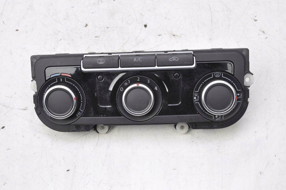 VOLKSWAGEN PASSAT B7 AIR SUPPLY PANEL 5HB011292