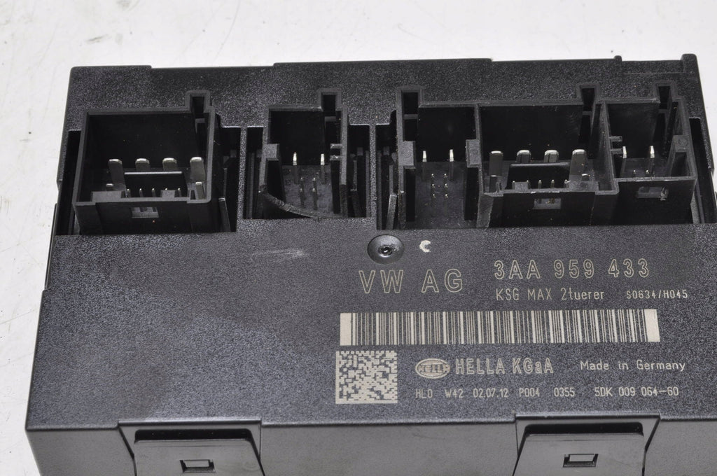 VOLKSWAGEN PASSAT B7 COMFORT MODULE 3AA959433