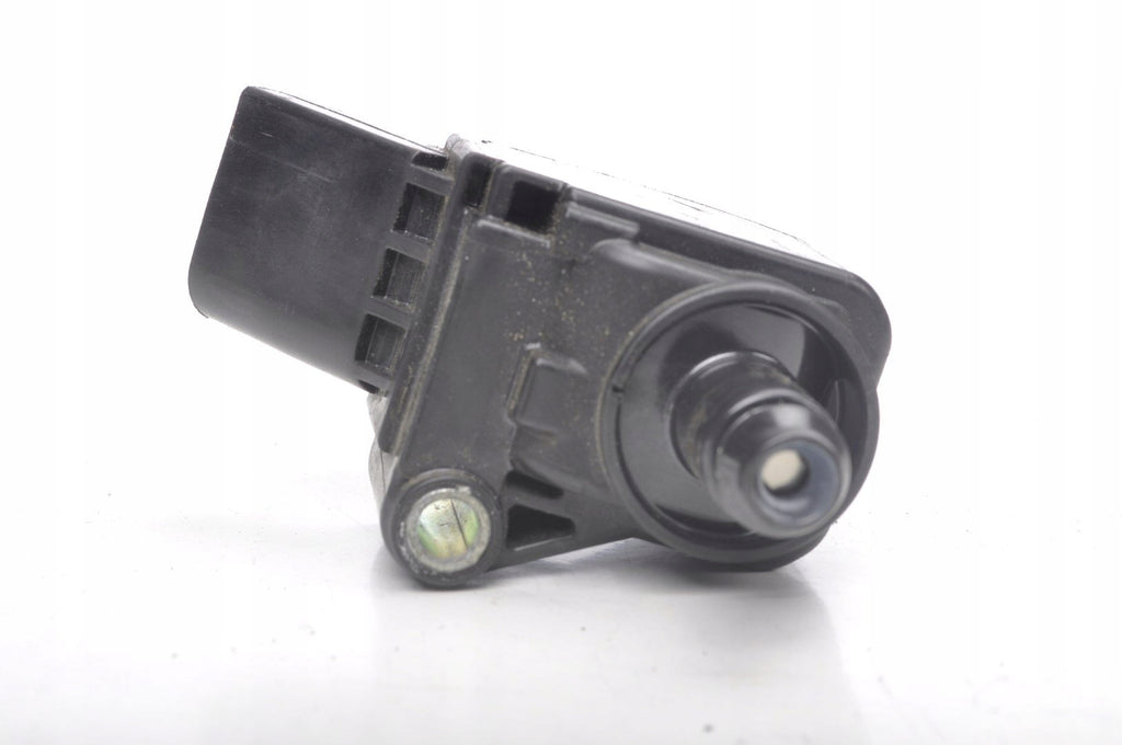 VOLKSWAGEN PASSAT B8 1.8 TSI IGNITION COIL 06L905110F