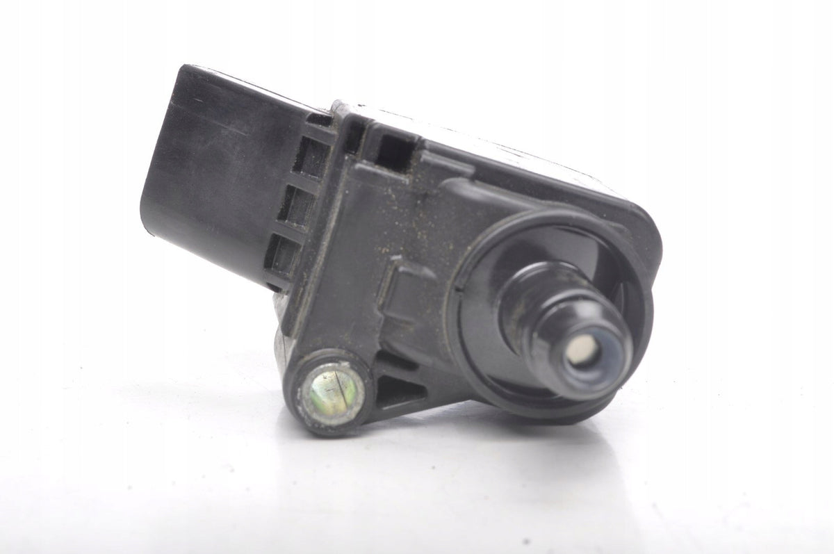 VOLKSWAGEN PASSAT B8 1.8 TSI IGNITION COIL 06L905110F