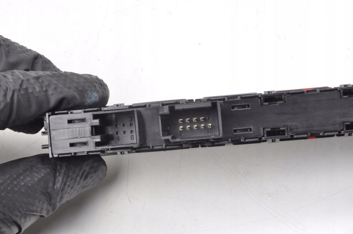 VOLKSWAGEN T-CROSS EMERGENCY LIGHT SWITCH 2GM927132G