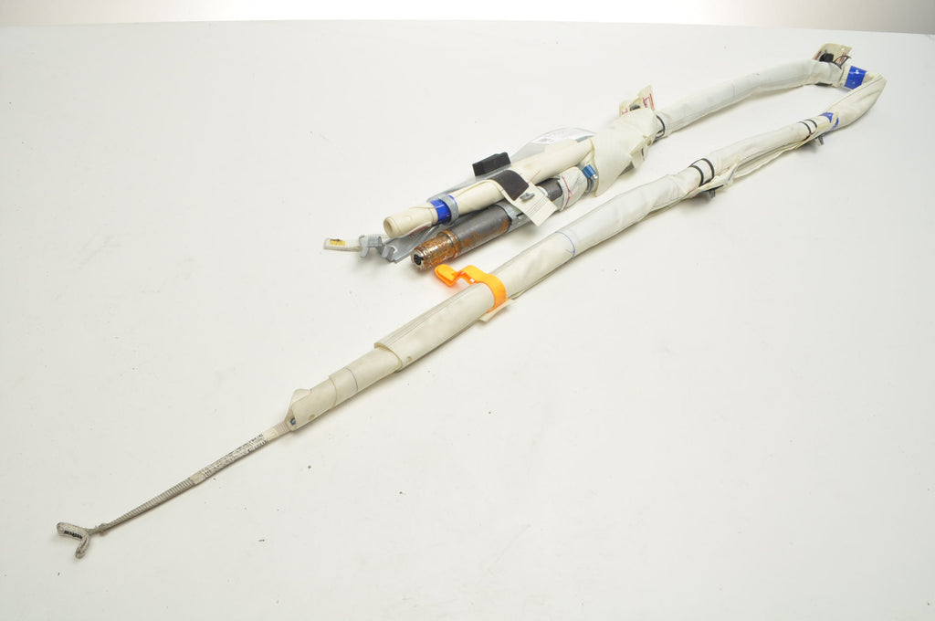 VOLKSWAGEN TIGUAN AND CURTAIN AIRBAG RIGHT 5N0880742G