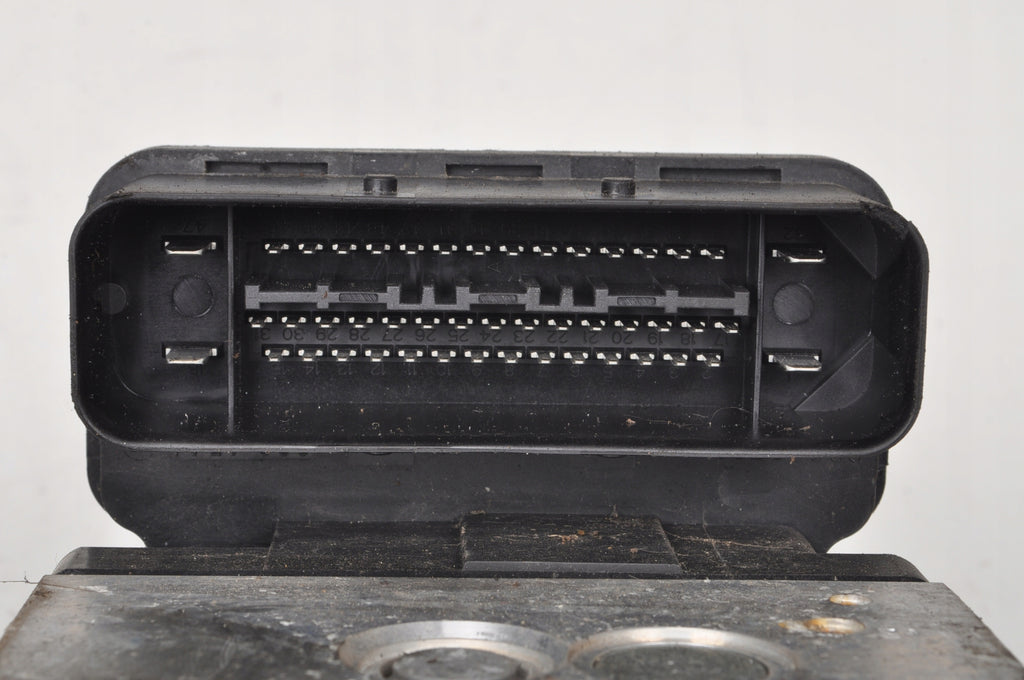 VOLKSWAGEN TOUAREG AND PUMP ABS 7L0614517A