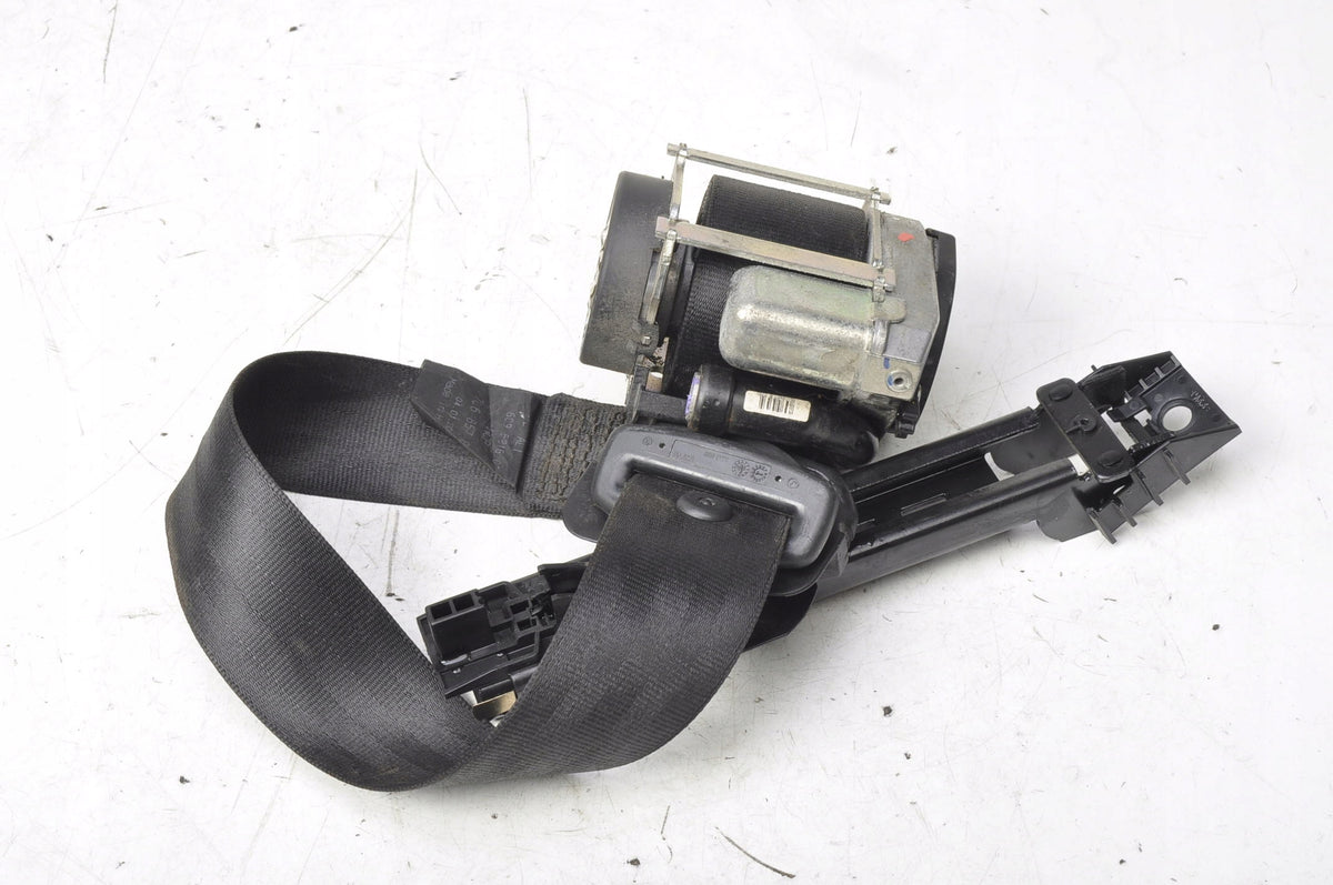 VOLKSWAGEN TOUAREG AND SEAT BELT RIGHT FRONT 7L6857806